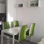 Apartment Sonniges Modernes Hoehenberg *