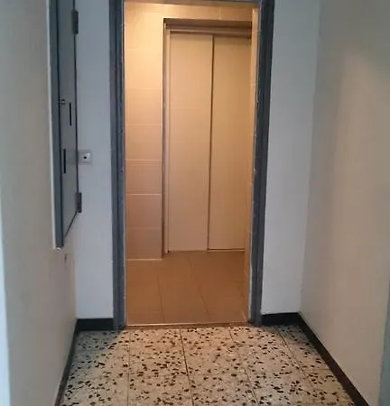 Appartement Sonniges Modernes Hoehenberg Keulen