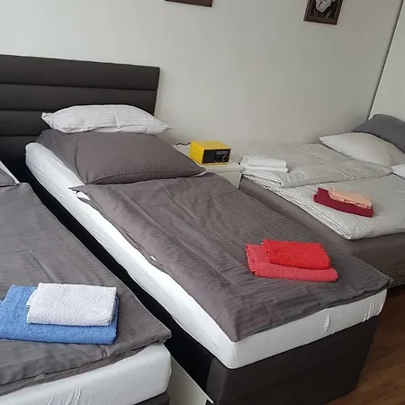 Appartement Sonniges Modernes Hoehenberg Keulen