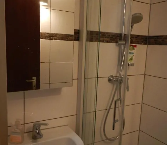 Lägenhet Sonniges Modernes Hoehenberg