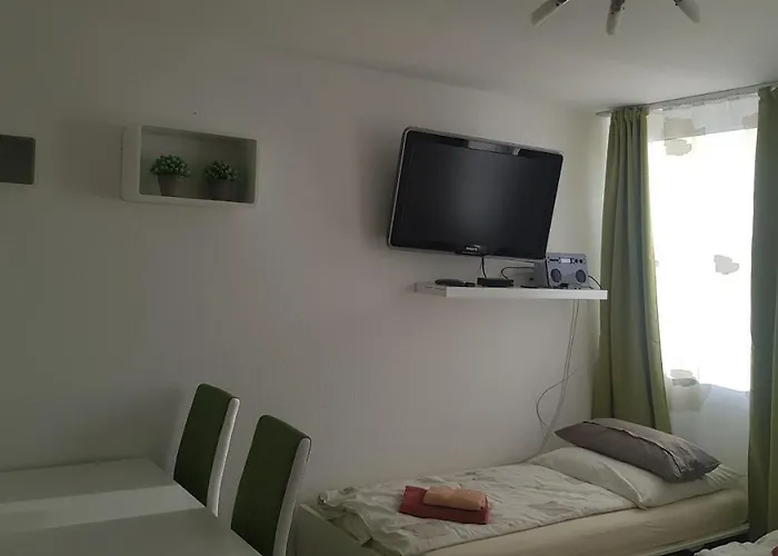 Sonniges Modernes Hoehenberg Lägenhet *